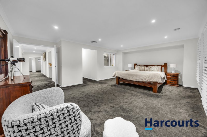 Photo - 234 St Germain Boulevard, Clyde North VIC 3978 - Image 15