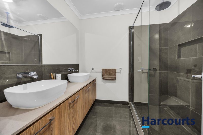 Photo - 234 St Germain Boulevard, Clyde North VIC 3978 - Image 16