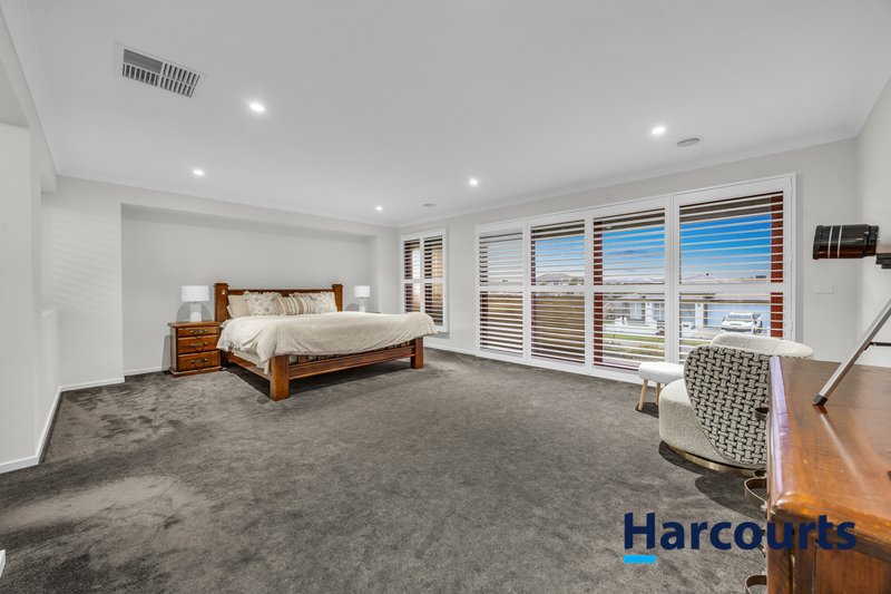 Photo - 234 St Germain Boulevard, Clyde North VIC 3978 - Image 17