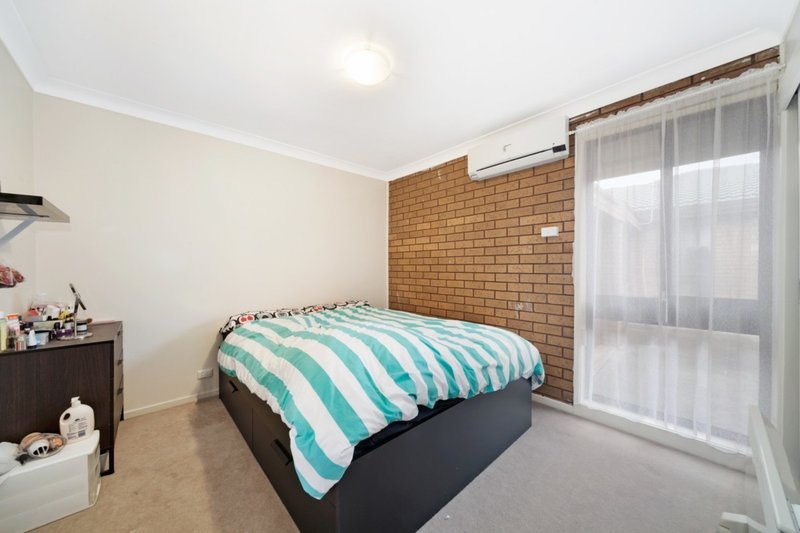 Photo - 2/34 St Johns Avenue, Springvale VIC 3171 - Image 6