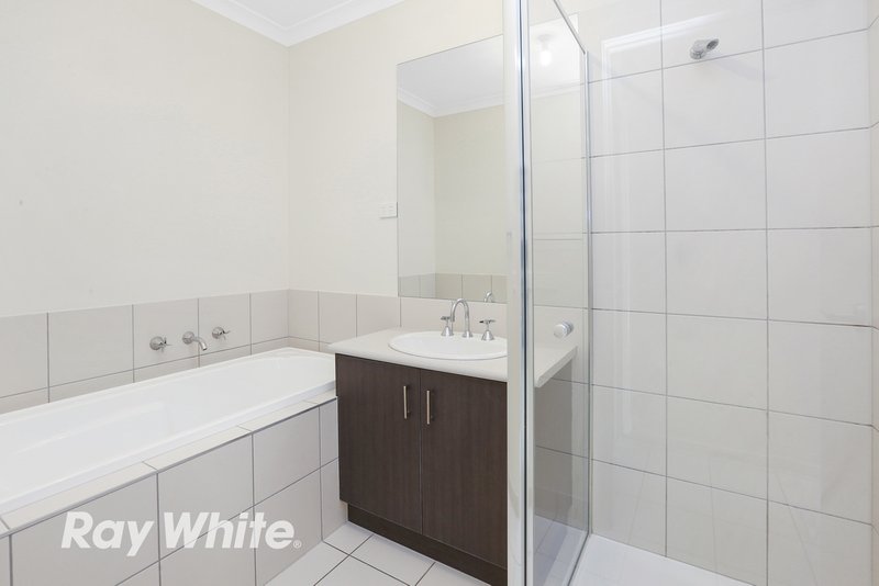 Photo - 2/34 Station Lake Road, Lara VIC 3212 - Image 8