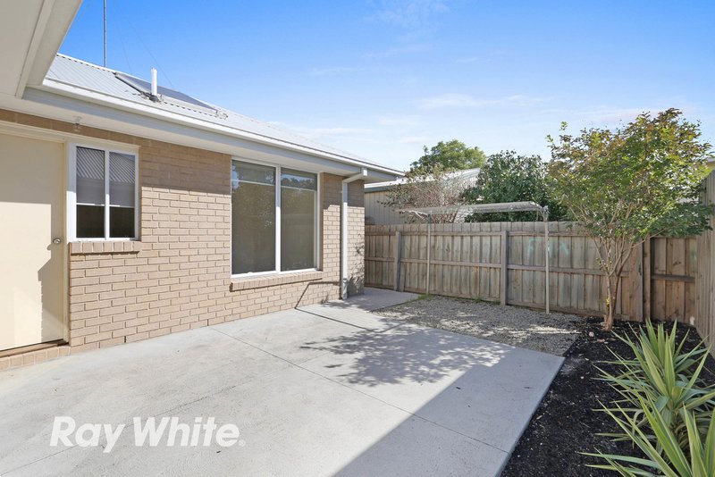 Photo - 2/34 Station Lake Road, Lara VIC 3212 - Image 9