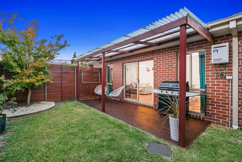 2/34 Sunray Avenue, Cheltenham VIC 3192