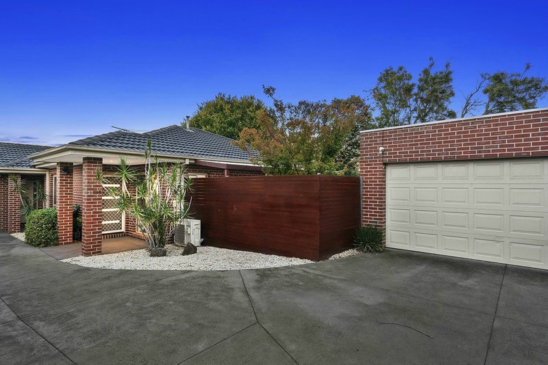 Photo - 2/34 Sunray Avenue, Cheltenham VIC 3192 - Image 4