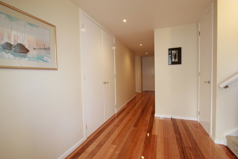 Photo - 2/340 Church Street, Cowes VIC 3922 - Image 7