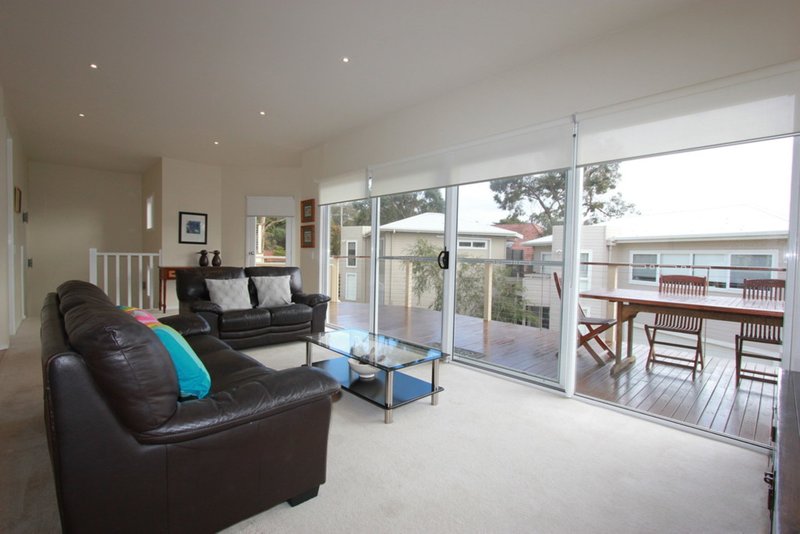 Photo - 2/340 Church Street, Cowes VIC 3922 - Image 12