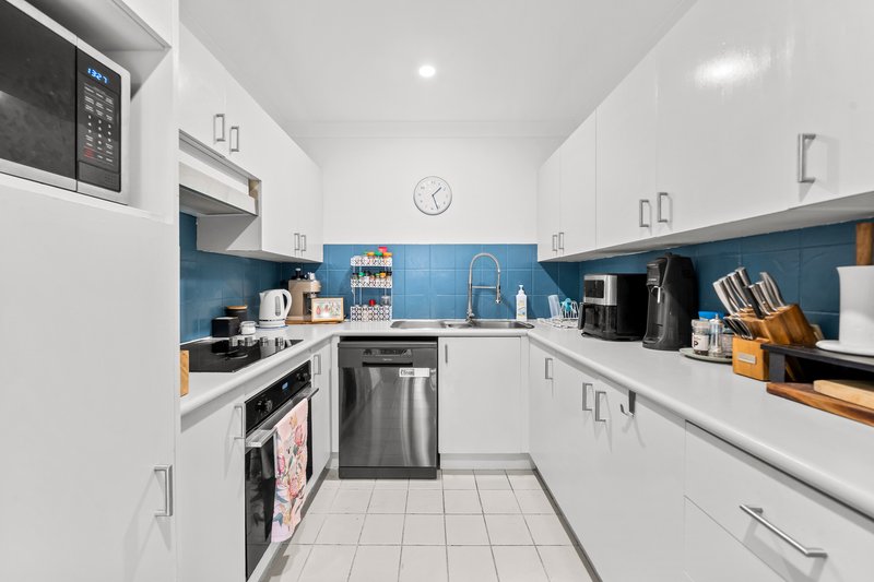 Photo - 23/40 Glenefer Street, Runcorn QLD 4113 - Image 7