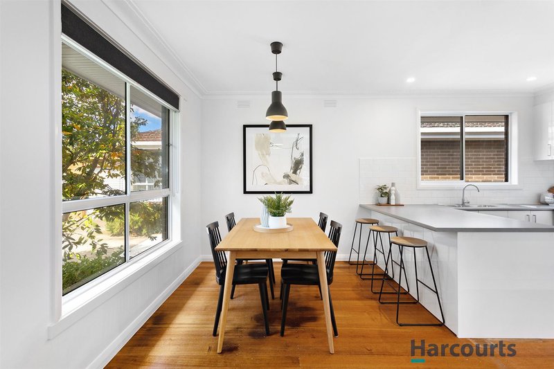 Photo - 2/340 Stephensons Road, Mount Waverley VIC 3149 - Image 6