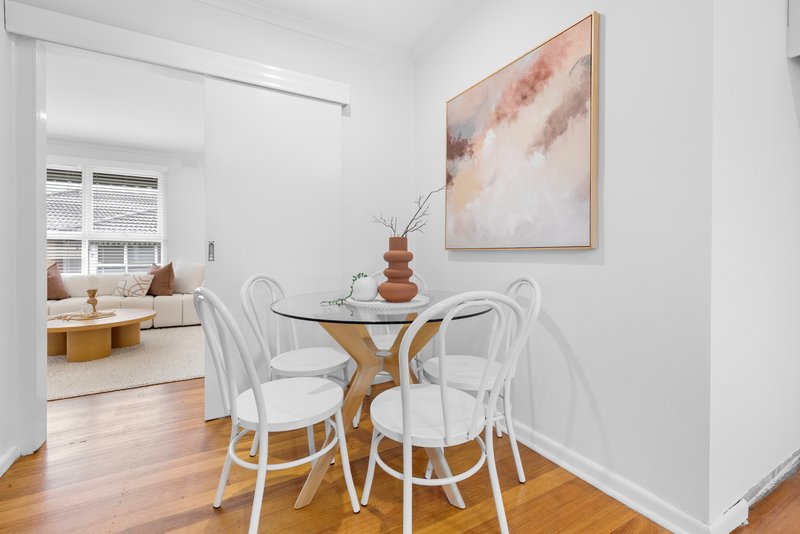 Photo - 2/344-346 Waverley Road, Mount Waverley VIC 3149 - Image 9