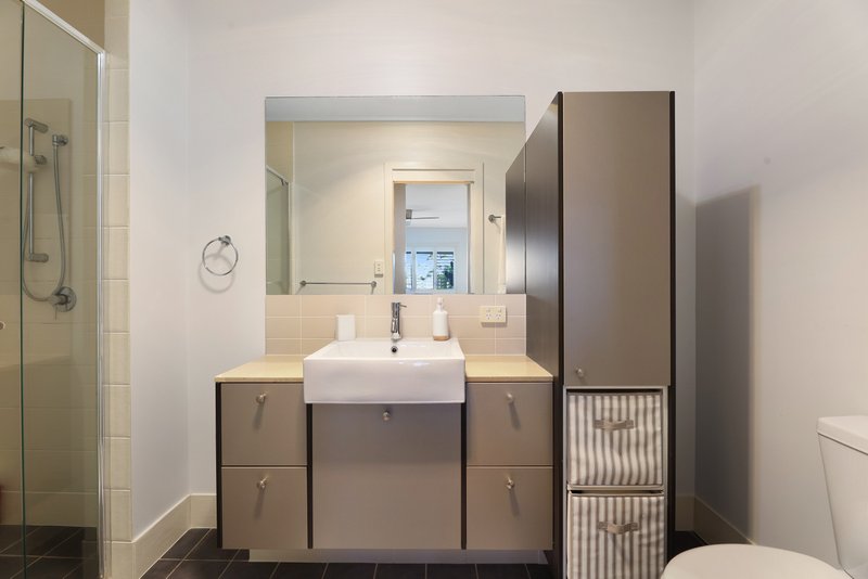 Photo - 23/45 Lancashire Drive, Mudgeeraba QLD 4213 - Image 10
