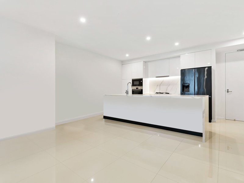 Photo - 234/59 Marine Parade, Redcliffe QLD 4020 - Image 5