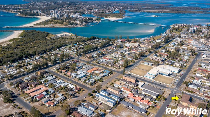 2/34A Parkes Street, Tuncurry NSW 2428