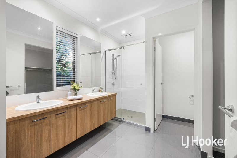 Photo - 234B Sayers Road, Truganina VIC 3029 - Image 4
