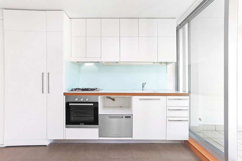 Photo - 23/5-13 Larkin Street, Camperdown NSW 2050 - Image 1