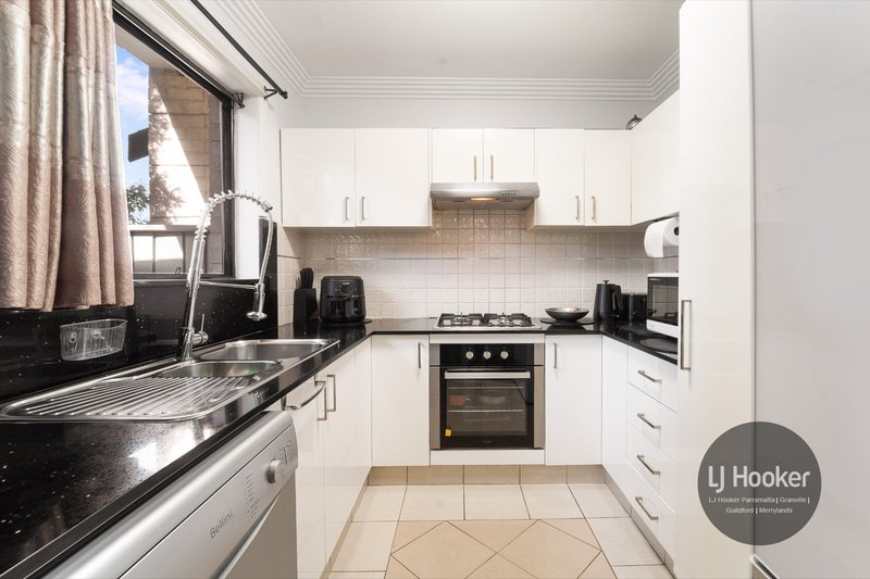 Photo - 2/35-37 Clarence Street, Merrylands NSW 2160 - Image 3