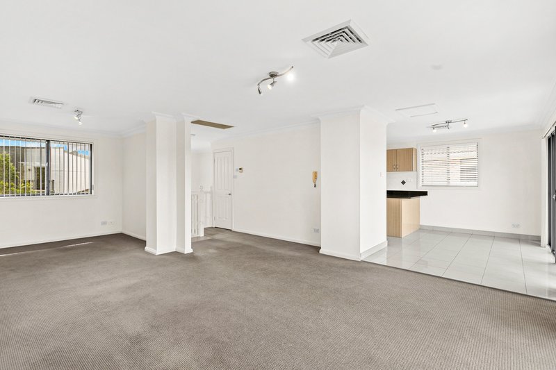 Photo - 2/35-37 Menai Road, Bangor NSW 2234 - Image 4