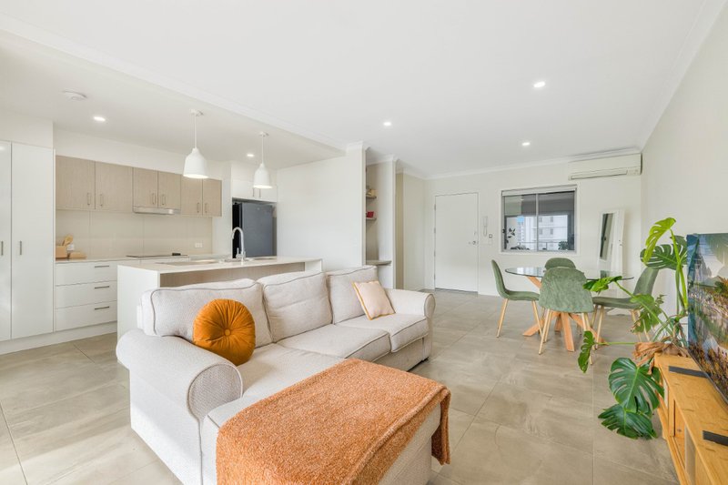 Photo - 23/5 Affinity Place, Birtinya QLD 4575 - Image 5