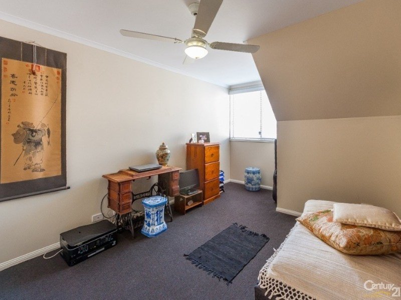 Photo - 2/35 Baden Powell Street, Maroochydore QLD 4558 - Image 7