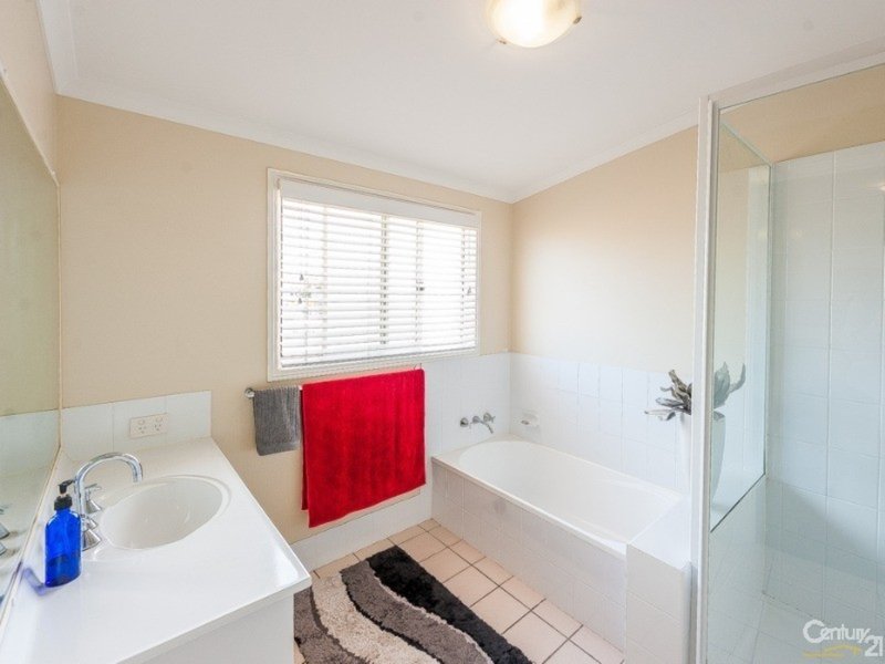 Photo - 2/35 Baden Powell Street, Maroochydore QLD 4558 - Image 8