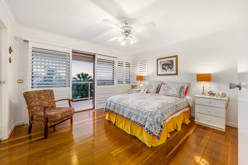 Photo - 235 Barrett Street, Bracken Ridge QLD 4017 - Image 13