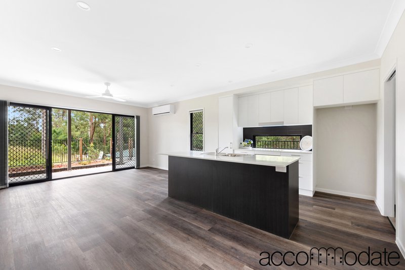 Photo - 2/35 Buckland Road, Everton Hills QLD 4053 - Image 5