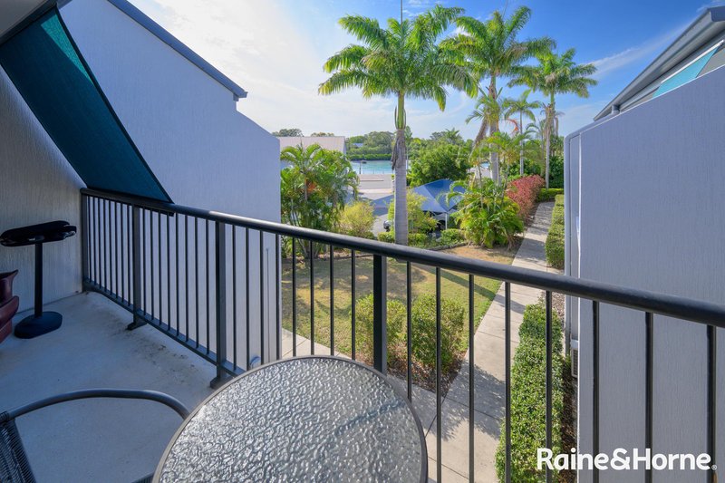 Photo - 23/5 Flinders Parade, Gladstone Central QLD 4680 - Image 10