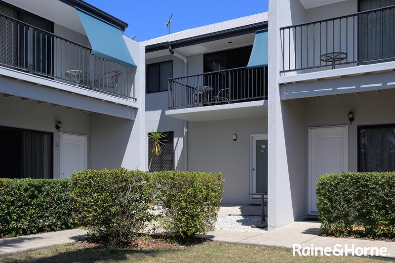 Photo - 23/5 Flinders Parade, Gladstone Central QLD 4680 - Image 18