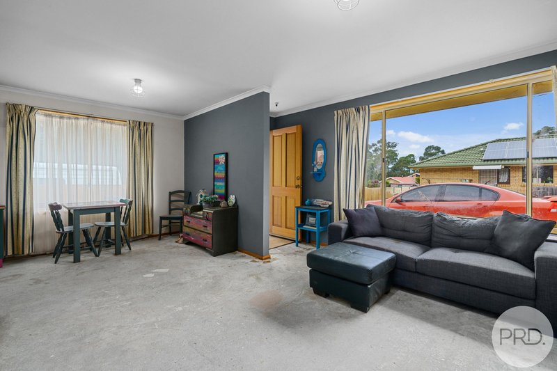 Photo - 2/35 Harbord Road, Claremont TAS 7011 - Image 3