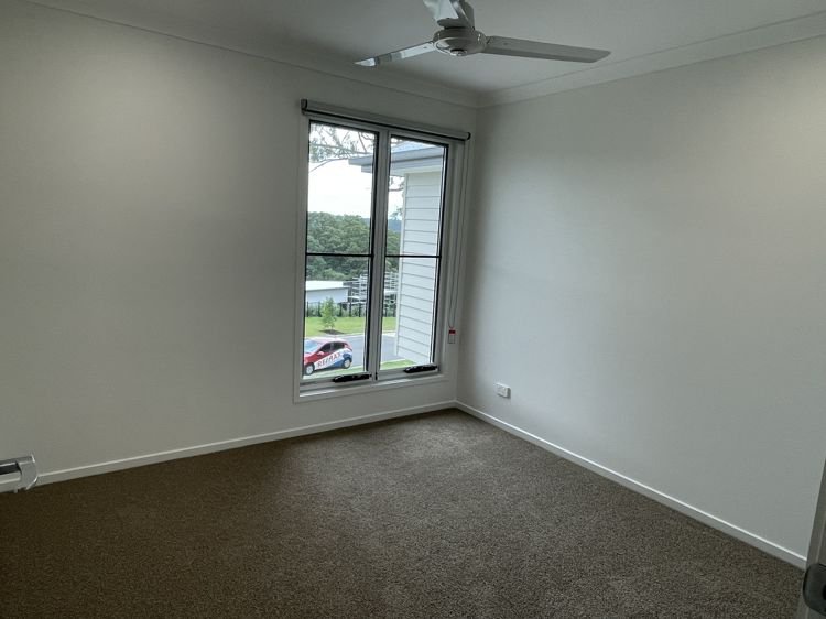 Photo - 2/35 Jeanette Avenue, Nambour QLD 4560 - Image 5