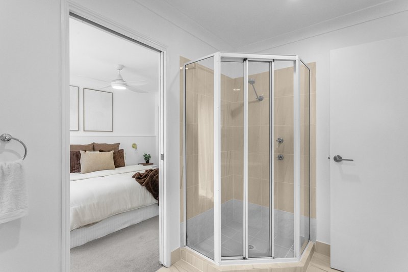 Photo - 2/35 Killarney Avenue, Robina QLD 4226 - Image 9