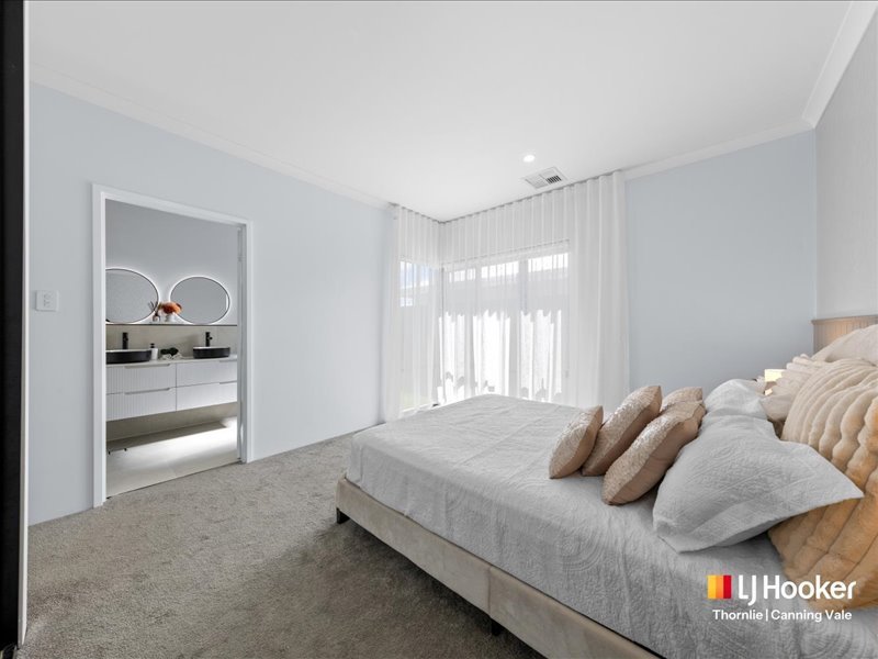 Photo - 235 Matison Street, Southern River WA 6110 - Image 7