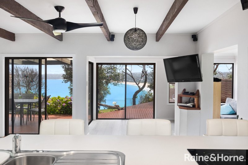 Photo - 235 Mitchell Parade, Mollymook Beach NSW 2539 - Image 9