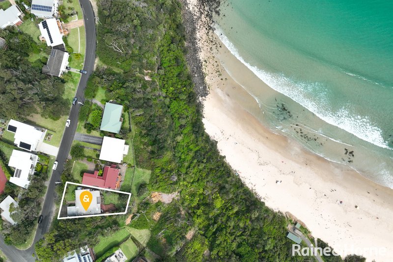 Photo - 235 Mitchell Parade, Mollymook Beach NSW 2539 - Image 17