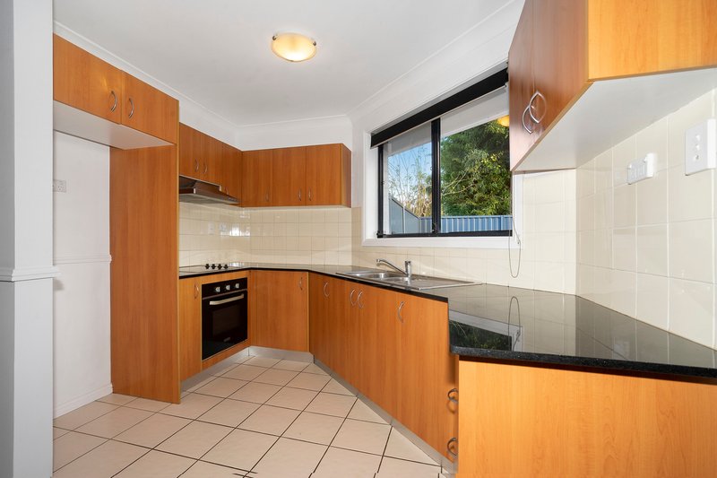 Photo - 2/35 Normac Road, Girraween NSW 2145 - Image 2