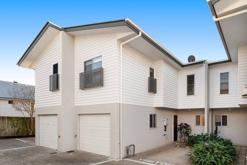 Photo - 2/35 Richmond Road, Morningside QLD 4170 - Image 2