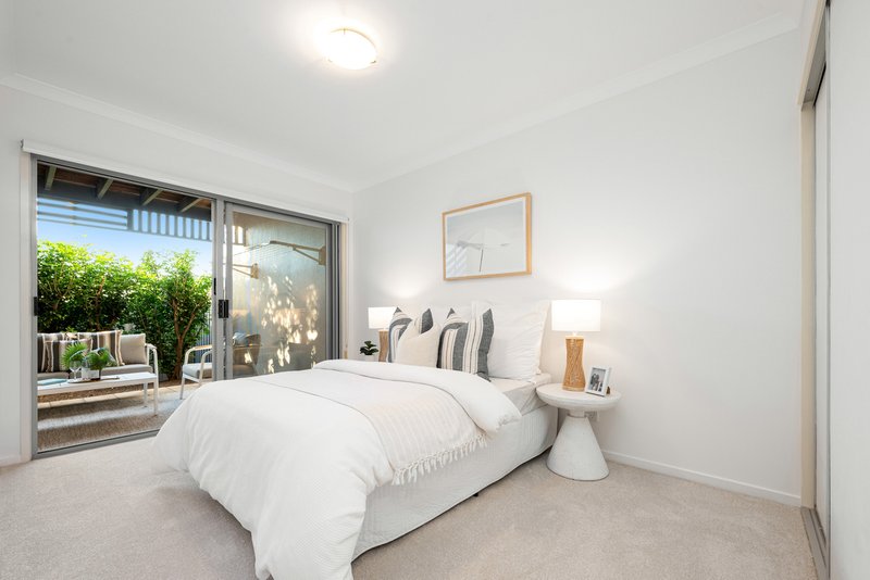 Photo - 2/35 Richmond Road, Morningside QLD 4170 - Image 18