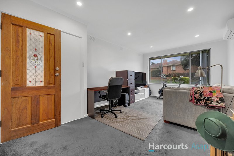 Photo - 2/35 Sarona Street, Dandenong VIC 3175 - Image 3