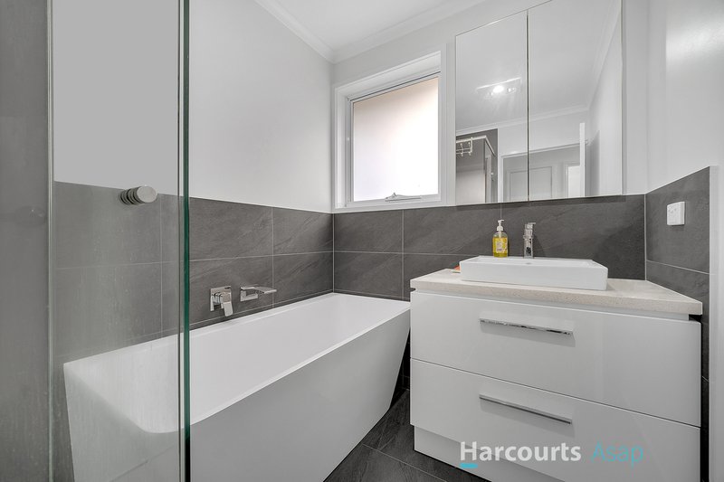 Photo - 2/35 Sarona Street, Dandenong VIC 3175 - Image 5