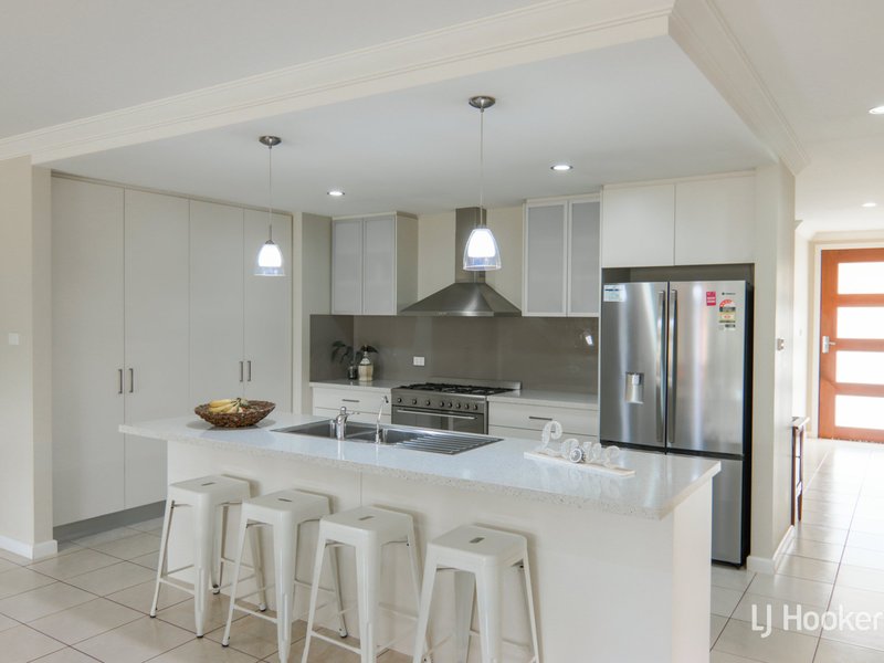 Photo - 235 Scott Road, Griffith NSW 2680 - Image 2