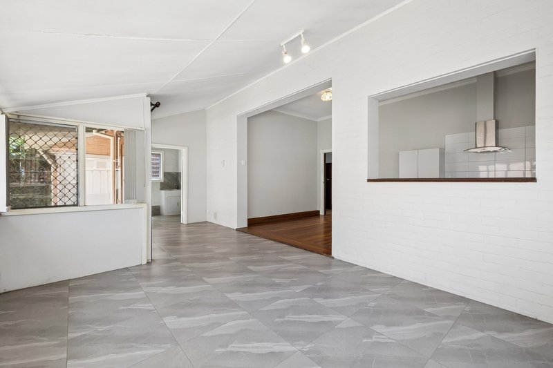 Photo - 235 Seventh Avenue, Inglewood WA 6052 - Image 21