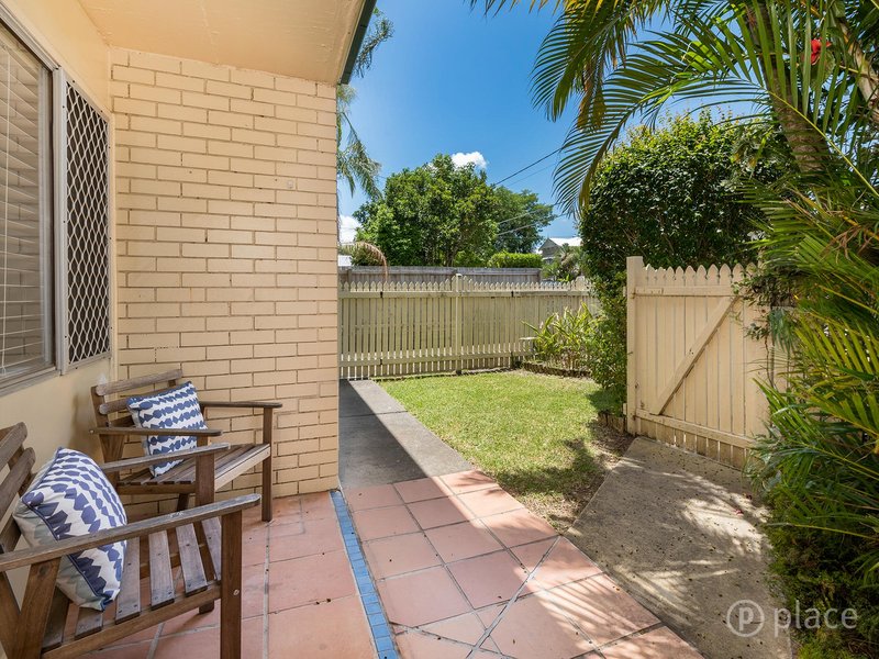 2/35 Smallman Street, Bulimba QLD 4171