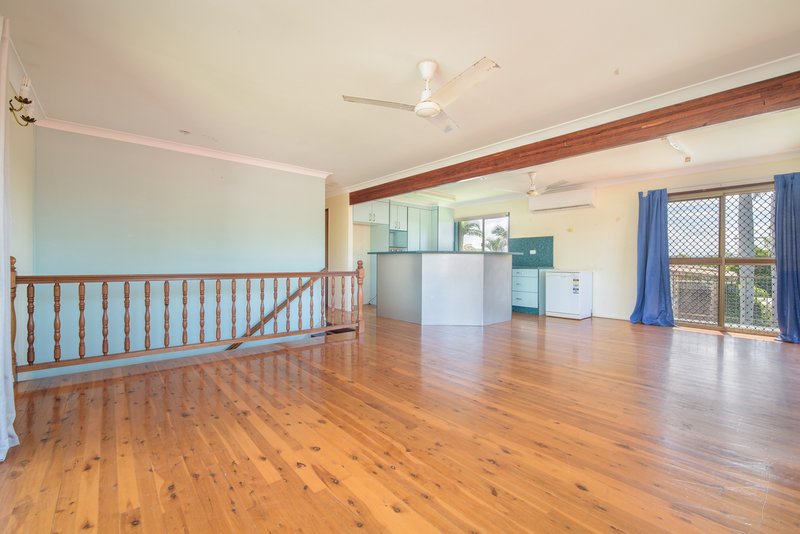 Photo - 235 Sun Valley Road, Kin Kora QLD 4680 - Image 5