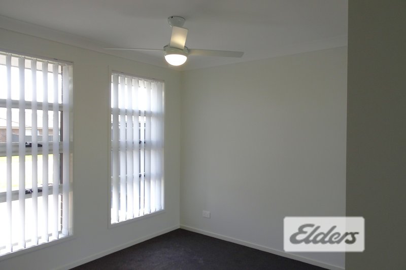 Photo - 2/35 Undercliff Street, Cliftleigh NSW 2321 - Image 7