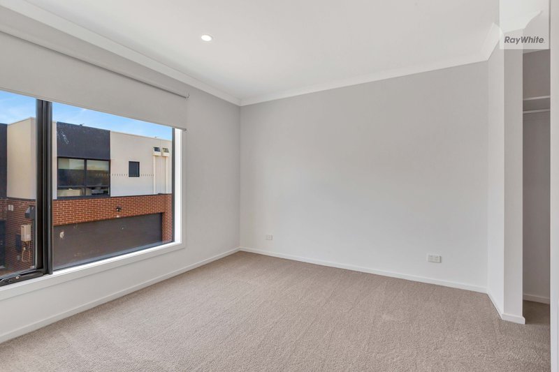 Photo - 23/50 Plush Circuit, Epping VIC 3076 - Image 5