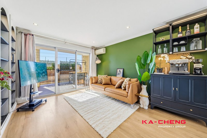 Photo - 2/351 Sevenoaks Street, Cannington WA 6107 - Image 4
