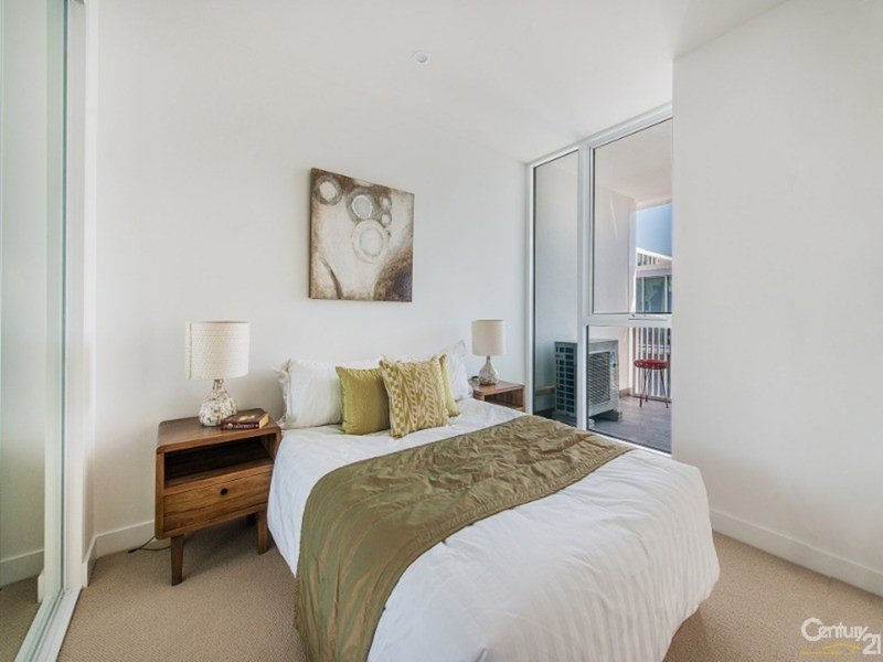 Photo - 235/211 Bay Street, Brighton VIC 3186 - Image 5