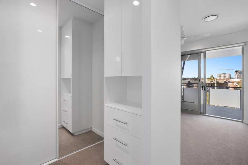 Photo - 23/530 Vulture Street, East Brisbane QLD 4169 - Image 2