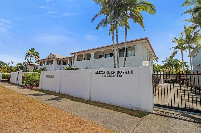 2/355-359 Mcleod Street, Cairns North QLD 4870