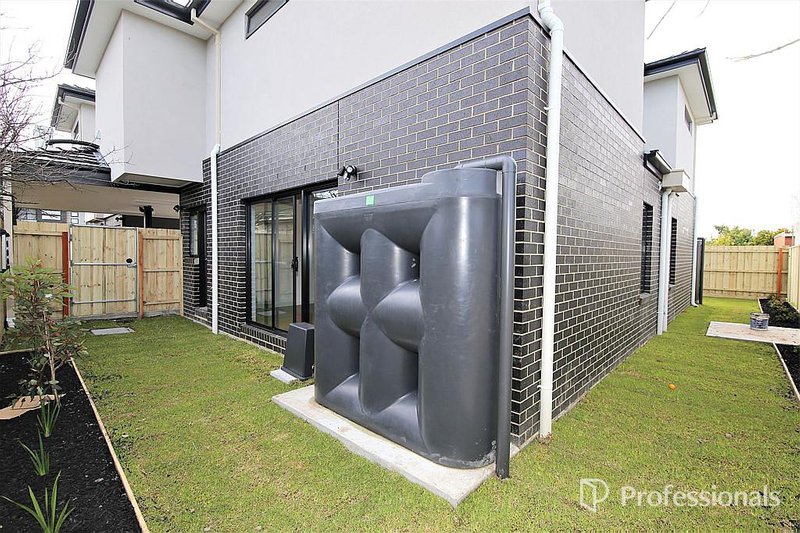 Photo - 2/35A Union Grove, Springvale VIC 3171 - Image 6
