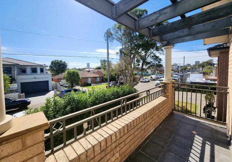 Photo - 2/36-38 Passefield Street, Liverpool NSW 2170 - Image 11